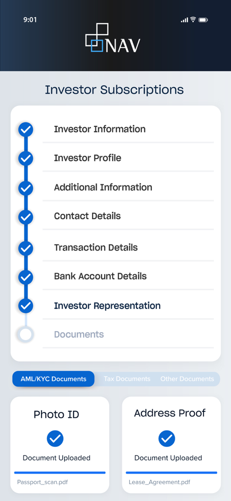 Interface do aplicativo NAV Portal mostrando etapas de assinatura do investidor e uploads de documentos KYC concluídos.
