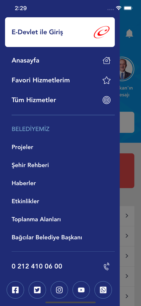 Bağcılar Belediyesi Mobil - Menu de navegação do aplicativo móvel Bagcilar Belediyesi mostrando notícias de serviços municipais e links de redes sociais.