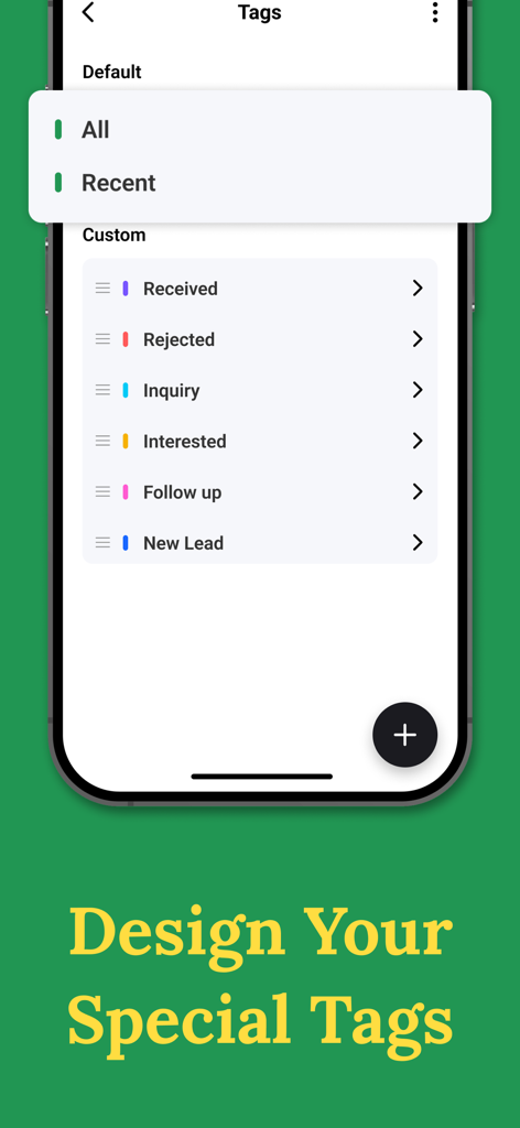 Pantalla de la aplicación móvil mostrando un menú para diseñar y organizar etiquetas de contacto personalizadas como Nuevo Prospecto, Seguimiento, y Consulta.