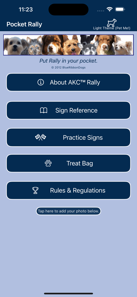 Menú principal de la aplicación Pocket Rally Dog Obedience con botones de entrenamiento y referencia de señales.