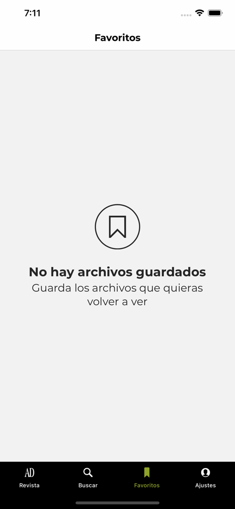 AD España - The empty favorites screen of the AD España app with a bookmark icon and a message to save content.
