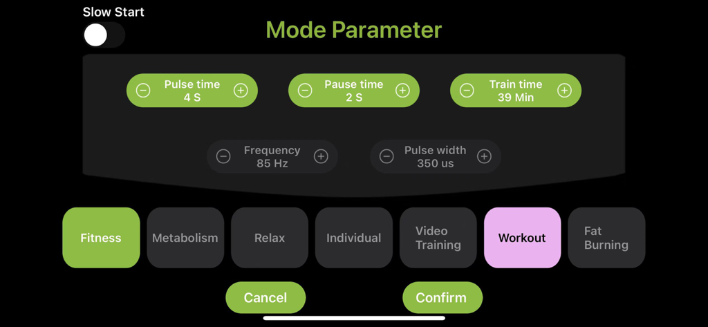 eaglefit® EMS SYSTEM - eaglefit EMSアプリのインターフェース。パルス時間、一時停止時間、トレーニング頻度の調整可能なトレーニングパラメータが表示されています。