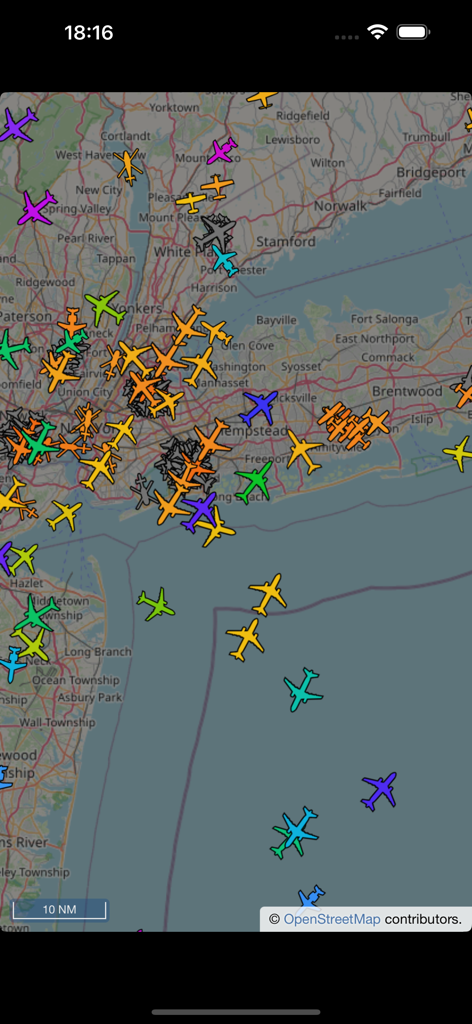 Air Radar: Flight Tracker - Real time flight tracking map showing colorful aircraft icons over New York
