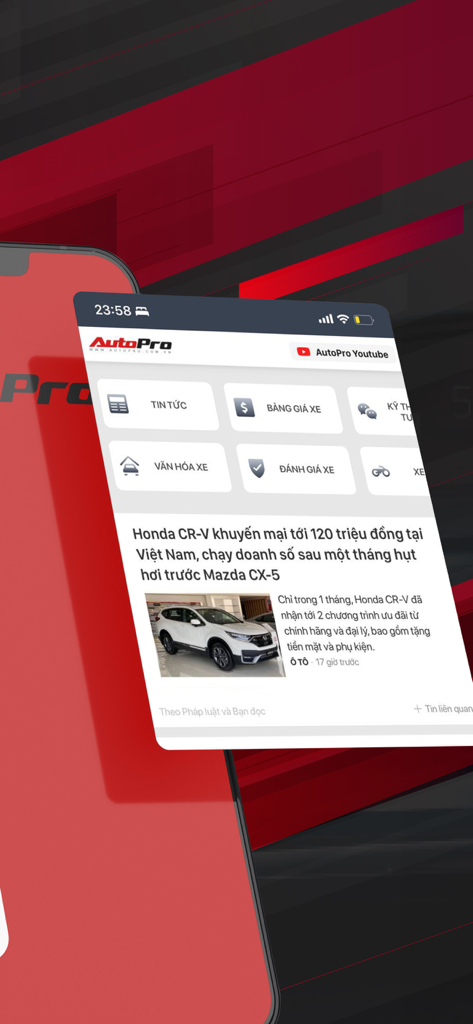 AutoPro - Interfaz de la aplicación móvil AutoPro que muestra noticias de automóviles, listas de precios y reseñas de autos en vietnamita.