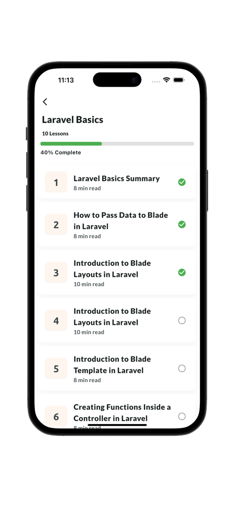 Learn Laravel - PHP - Ein mobiler Bildschirm, der das Kursmodul Laravel-Grundlagen mit einer Liste von Lektionen und einem Fortschrittsbalken von 40 Prozent anzeigt.