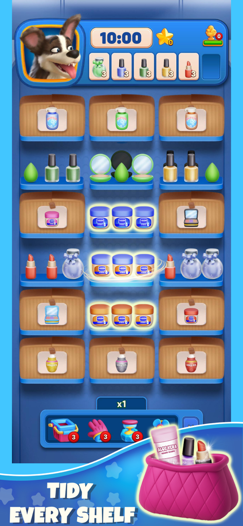 Pantalla de juego de Triple Goods Sort mostrando artículos de esmalte de uñas y maquillaje siendo organizados en un estante.