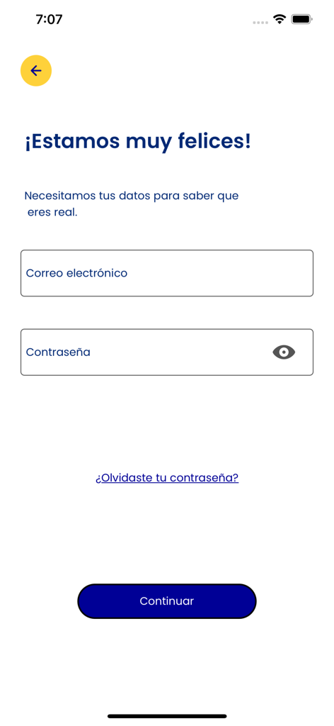 Tela de login do aplicativo Facilito mostrando campos de entrada de e-mail e senha em espanhol