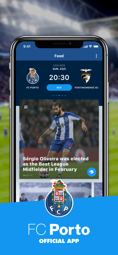 Official FC Porto app - The official FC Porto app news feed displaying match schedules and club news updates on a smartphone.