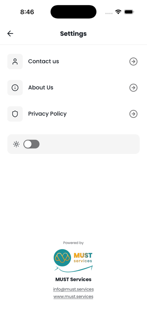 M Sports Pakistan - La pantalla de configuración de la aplicación M Sports Pakistan mostrando información de contacto sobre nosotros y opciones de política de privacidad.