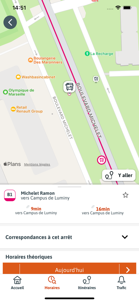 RTM - Carte de l'application RTM montrant le suivi des bus en temps réel et les horaires à Marseille.