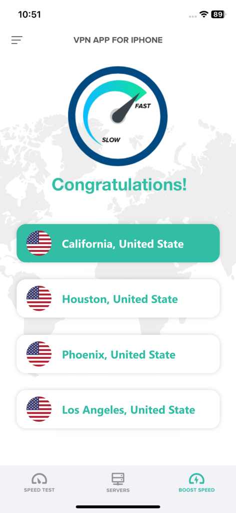 Interface de um aplicativo VPN para iPhone mostrando uma lista de servidores disponíveis em cidades dos EUA como Califórnia e Los Angeles com um indicador de velocidade.