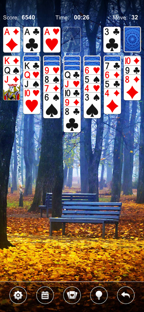 Solitaire Card Game by Mint - Gioco di carte Solitario con un sereno sfondo di parco autunnale