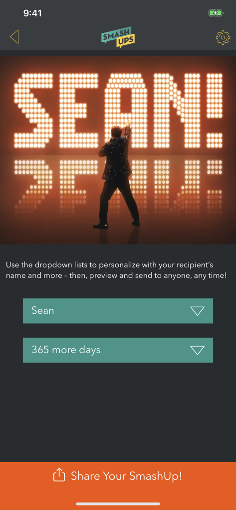 Interfaz de la aplicación SmashUps para personalizar un video de celebridad con menús desplegables de nombre y mensaje.