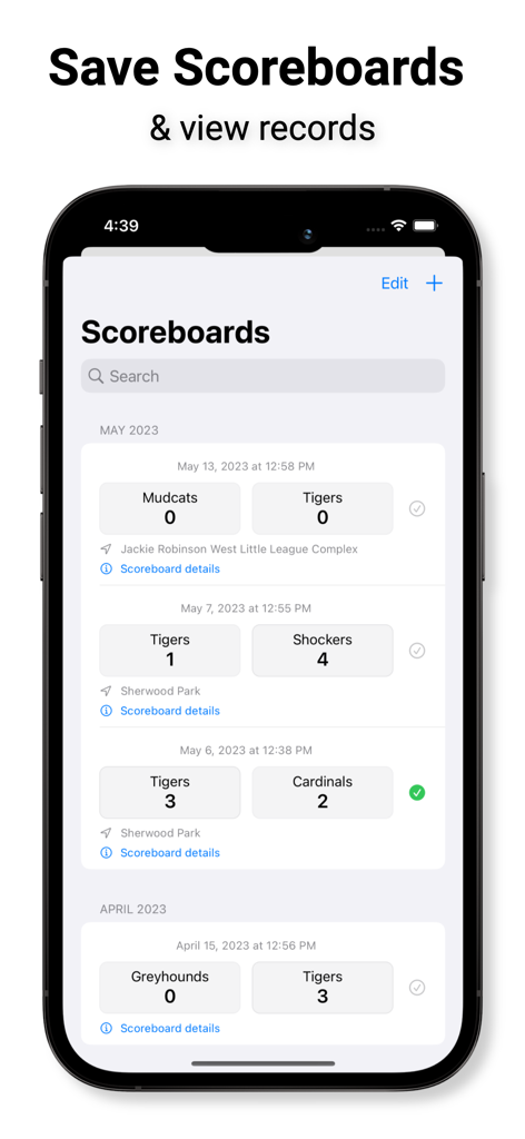 Pitch Counter & Radar Gun - Eine Liste von gespeicherten Baseball-Anzeigetafel-Datensätzen, die Team-Scores und Spielorte in der Pitch Counter App anzeigen