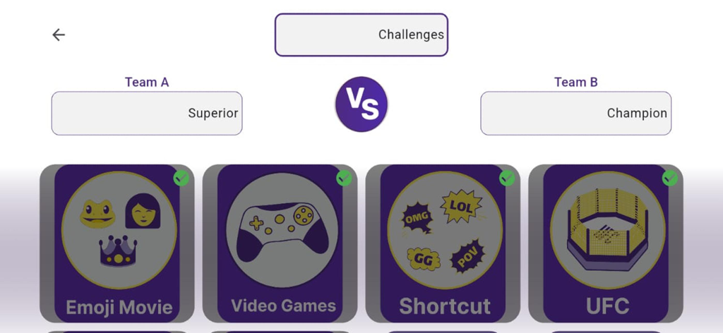 فكر فيها (Faker Feha) - Interfaccia dell'app Faker Feha che mostra sfide a quiz competitive tra due squadre con categorie come videogiochi e film.