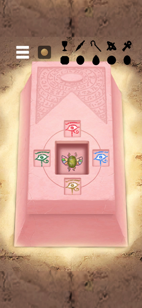 escape game: Pyramid TREASURE - Un piédestal en pierre rose avec quatre symboles Eye of Horus colorés entourant un joyau de scarabée central dans un puzzle d'escape game égyptien.
