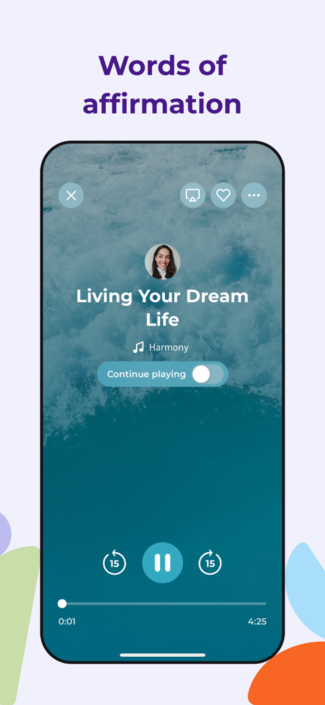 Oberfläche der mobilen App Guided Meditation plus plus, die eine Wörter der Bestätigung-Sitzung mit dem Titel Living Your Dream Life mit Meereswellen-Hintergrund abspielt.