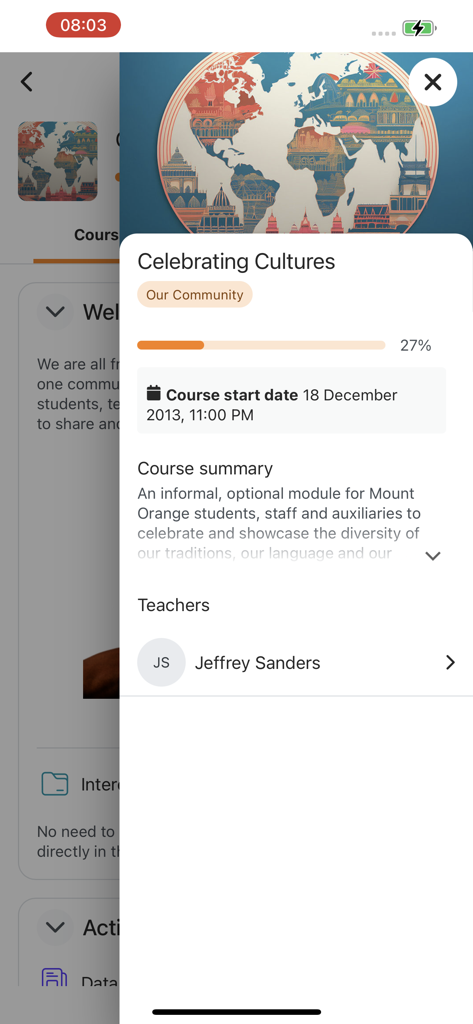 Écran de l'application mobile Moodle montrant l'aperçu du cours Célébration des cultures avec une barre de progression et le nom de l'instructeur.