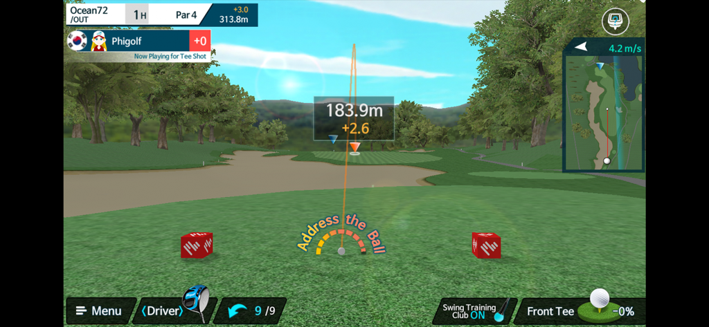 Gameplay dell'app PhiGolf che mostra un campo da golf virtuale in 3D dal tee box con grafici di analisi dello swing