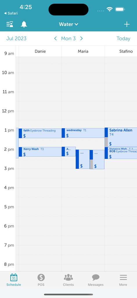 Tägliche Terminplanansicht mit Terminen für verschiedene Mitarbeiter