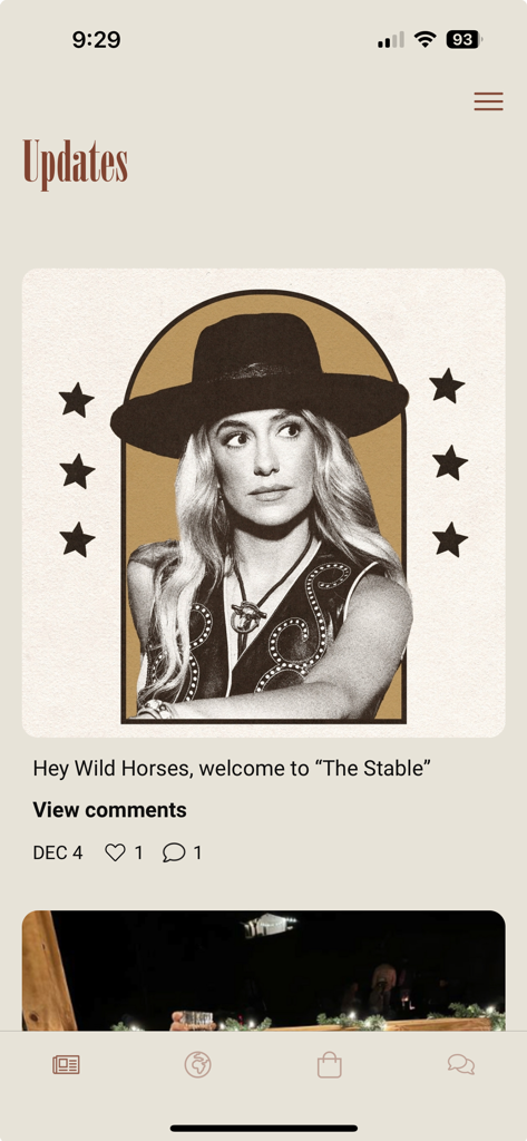 Lainey Wilson - Updates screen of the Lainey Wilson app featuring a welcome post for the Wild Horses fan community.