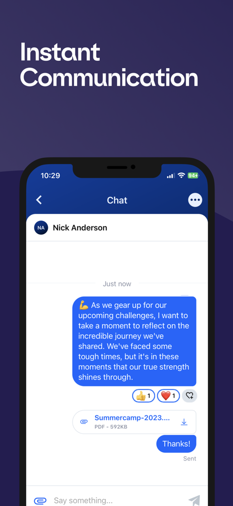 360Player app interface showing instant chat communication between team members