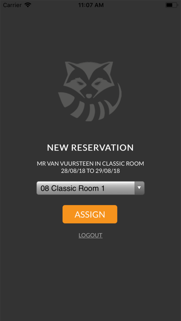 RoomRaccoon - RoomRaccoon mobile app screen for assigning a specific room to a new hotel reservation.