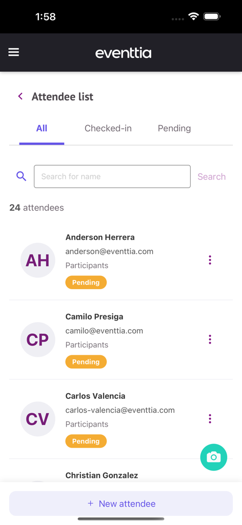 Eventtia On Site - Attendee list interface in the Eventtia On Site app showing names and check-in status.