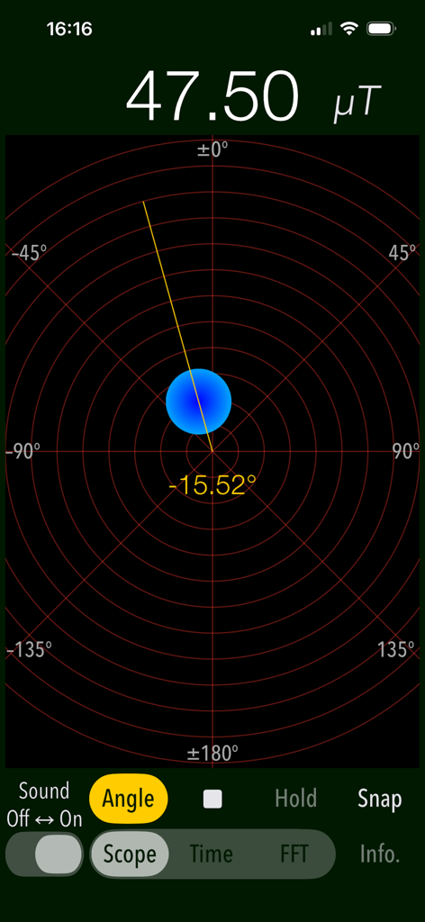 Magnetscape app screenshot showing magnetic field strength and angle in Scope mode