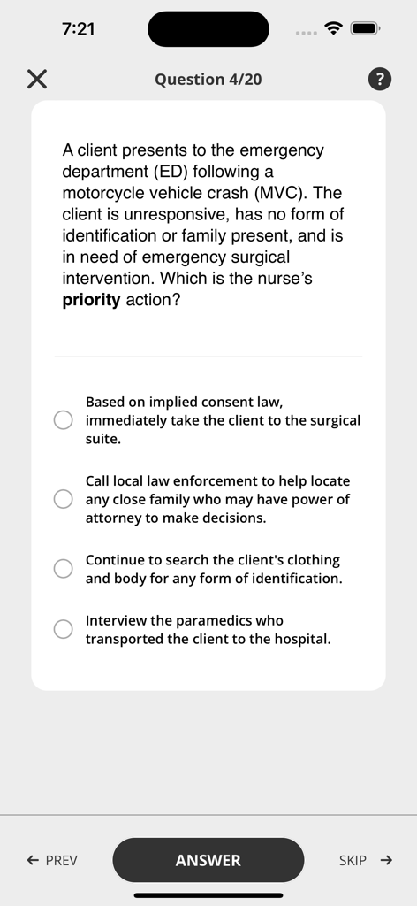Nursing School & NCLEX Prep - Una domanda di pratica di infermieristica sull'app mobile SimpleNursing relativa alle azioni prioritarie di emergenza