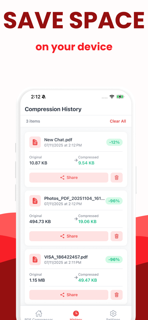 PDF Compressor • Compress PDF - PDF圧縮アプリのスクリーンショット、元のファイルサイズと圧縮後のファイルサイズの詳細が表示されている圧縮履歴ページ