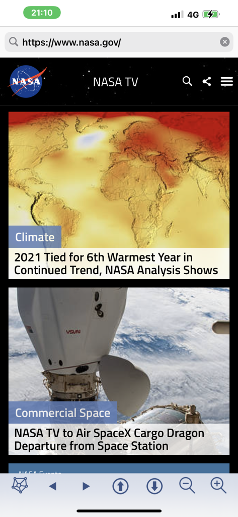 Zoomer 웹 브라우저 인터페이스는 글꼴 확대 및 자동 스크롤 버튼이 하단에 표시된 NASA 웹사이트를 표시합니다.