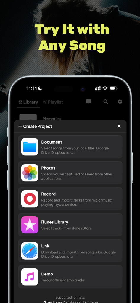Interfaz de la aplicación Audio Jam que muestra diversas opciones para importar música a proyectos desde almacenamiento en la nube e iTunes