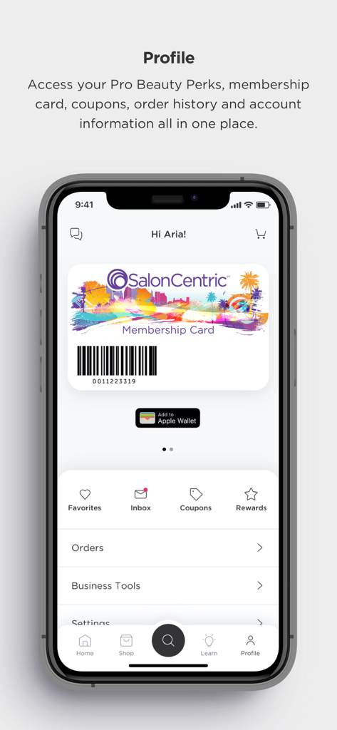 Schermata del profilo dell'app SalonCentric con una tessera associativa digitale e accesso a vantaggi di bellezza professionali