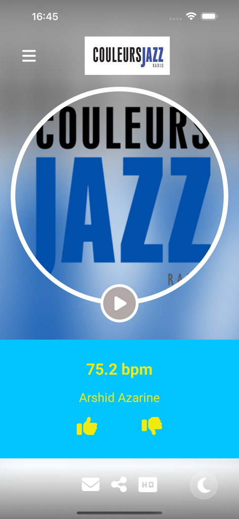Couleurs Jazz Radio - La interfaz de reproducción de la aplicación Couleurs Jazz Radio que muestra una pista de Arshid Azarine con botones de reproducción y comentarios