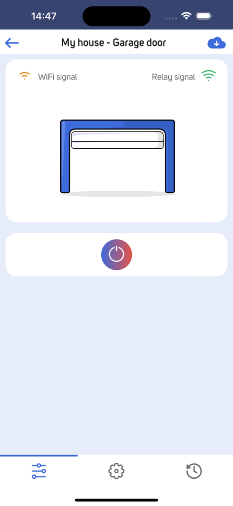 Oberfläche der proSmart-App, die das Bedienfeld für die Garagentür mit WLAN- und Relais-Signalstatus sowie einer Hauptbedientaste anzeigt.