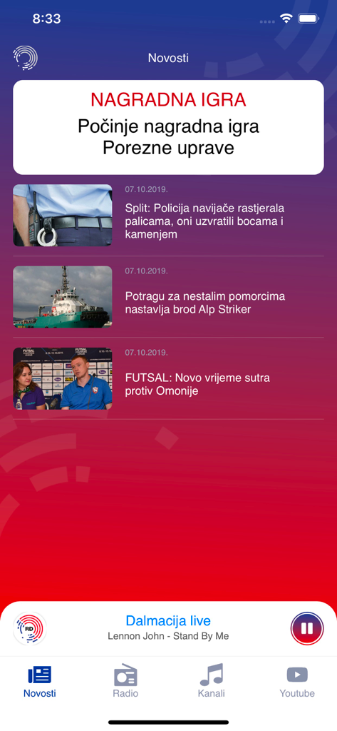 Radio Dalmacija - The news feed section of the Radio Dalmacija app featuring local Croatian news stories and a radio player.