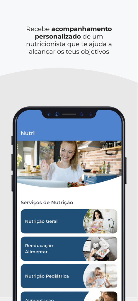 Mobile app screen showing nutrition services including general nutrition and pediatric nutrition in Portuguese