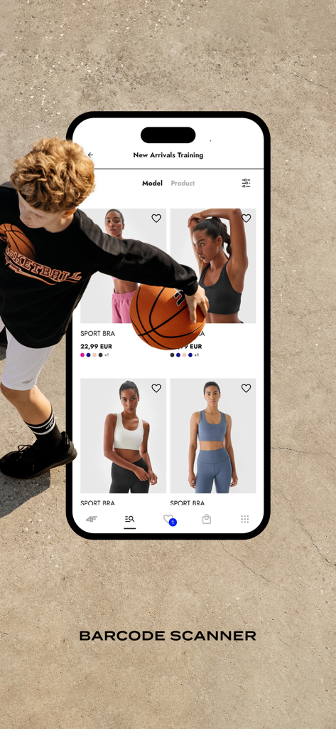 4F – sports fashion online - Interfaccia dell'app mobile per 4F sports fashion che mostra i nuovi arrivi per l'allenamento e la funzione scanner codici a barre.
