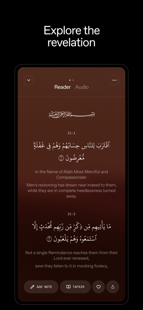 Behold: Experience Islam - Interfaz de lector del Corán de alta calidad dentro de la aplicación Behold que presenta traducciones al inglés y herramientas de estudio espiritual.