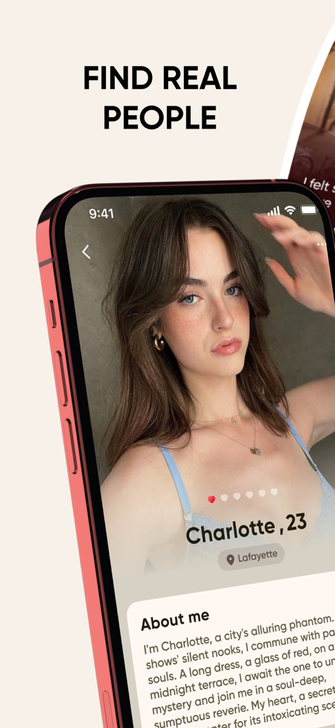 Chat & Flirt: LoveNote - Dating profile of a young woman named Charlotte on the Chat and Flirt LoveNote app interface