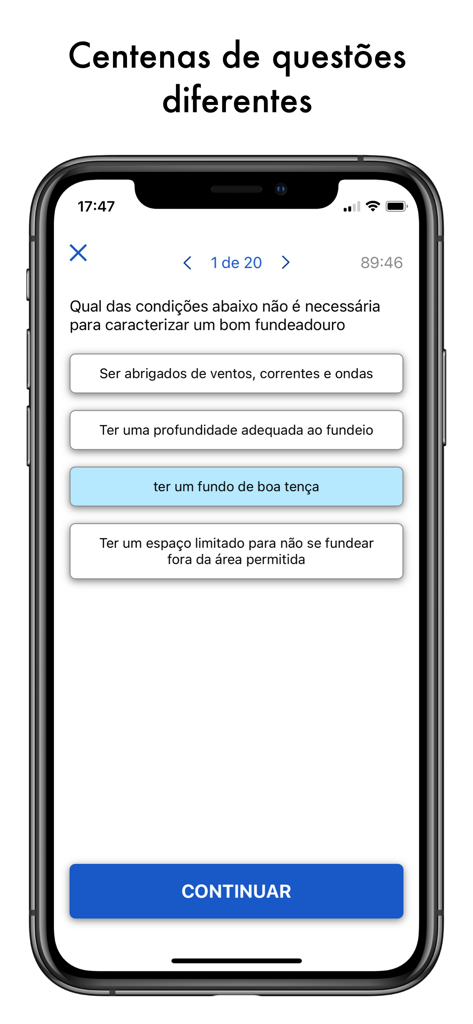 Simulados Motonauta e Arrais - Uma tela de celular mostrando uma questão de simulado para habilitação náutica com respostas de múltipla escolha em português.