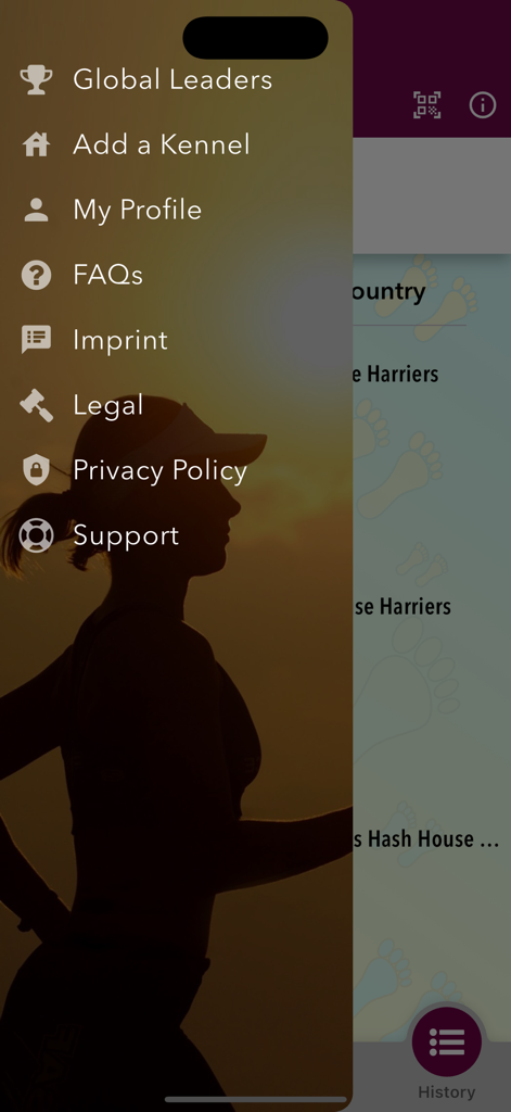 Harrier Central - Menu de navegação lateral do aplicativo Harrier Central mostrando opções para Líderes Globais e Adicionar um Canil sobre um fundo de silhueta de corrida.