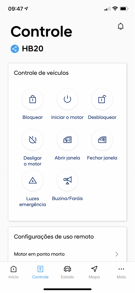 Hyundai Bluelink - Screenshot dell'interfaccia di controllo remoto dell'app Hyundai Bluelink con opzioni di blocco, sblocco e avviamento motore del veicolo