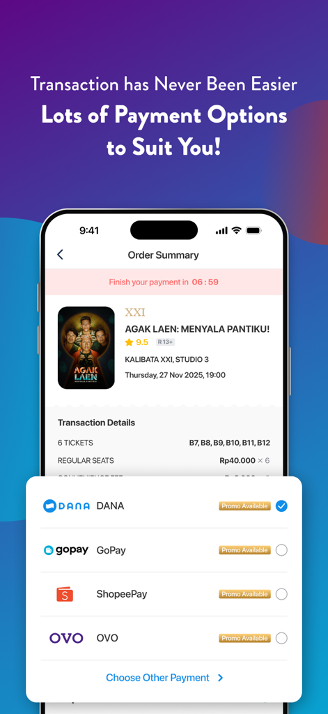 TIX ID - Interfaz de la aplicación TIX ID que muestra un resumen del pedido de entradas de cine y múltiples métodos de pago digital como DANA y GoPay