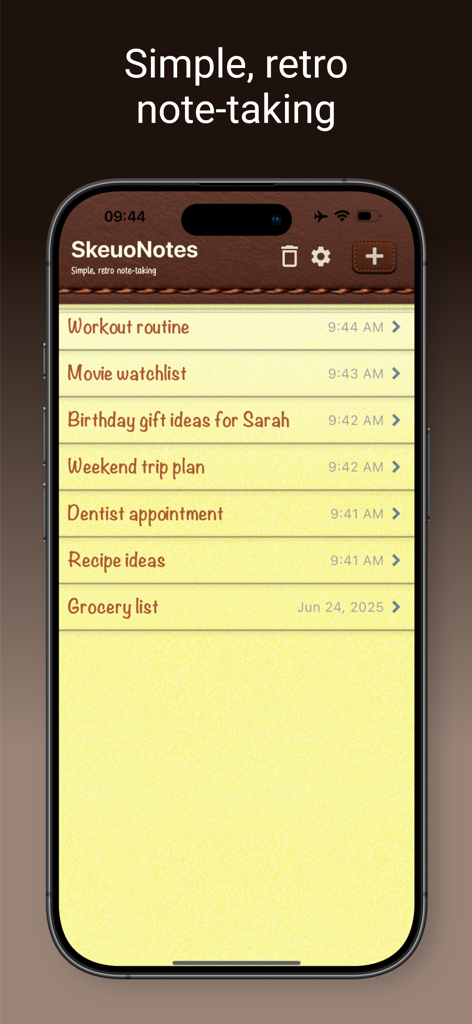 SkeuoNotes - 갈색 가죽 헤더와 노란색 종이 질감의 노트 목록을 보여주는 SkeuoNotes 앱 인터페이스