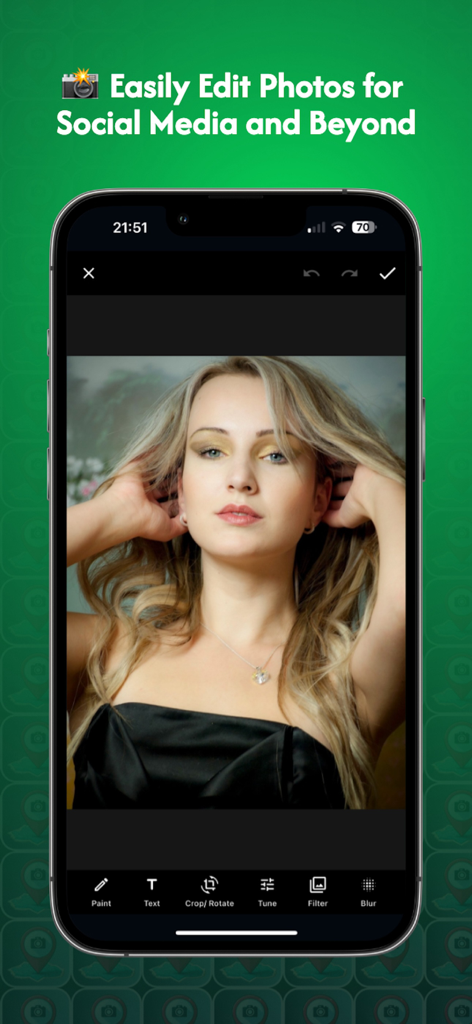 Fake Photo Finder & Locator - Interface do iPhone mostrando recursos de edição de fotos como cortar e filtros no aplicativo Localizador e Detector de Fotos Falsas