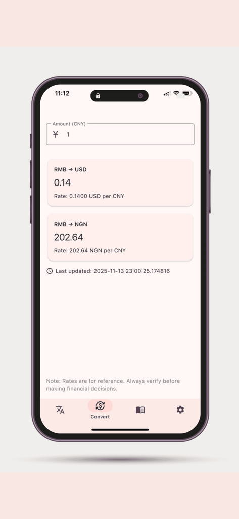 Una pantalla móvil que muestra una interfaz de convertidor de divisas con tipos de cambio de RMB a USD y NGN para comprar en 1688
