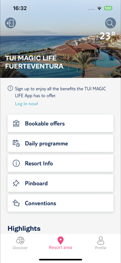Pantalla de inicio de la app TUI MAGIC LIFE mostrando información del resort y programas diarios.