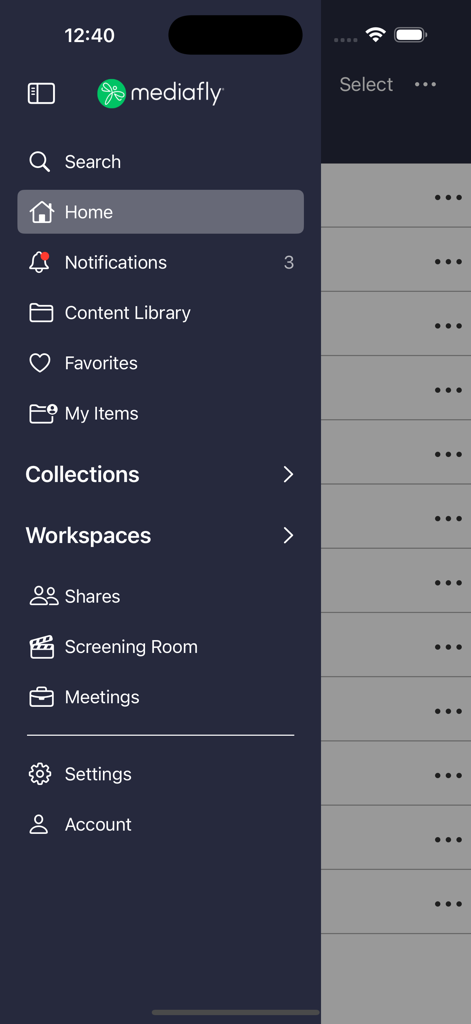 Mediafly - Menú de navegación de la aplicación móvil Mediafly que muestra opciones de menú para la gestión de contenido de ventas, incluyendo Biblioteca de Contenido y Reuniones.